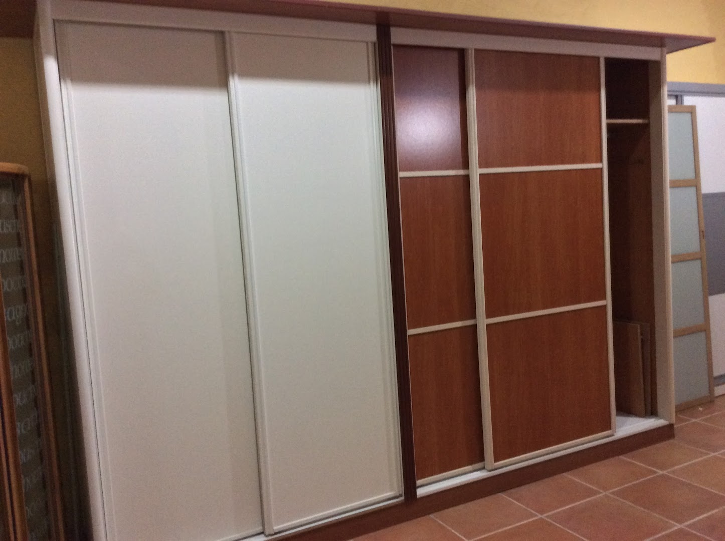 DECO & MADERAS VILLALBA - Carpinteria, Puertas, Armarios, Decoración, Tableros, maderas — Fotos 8